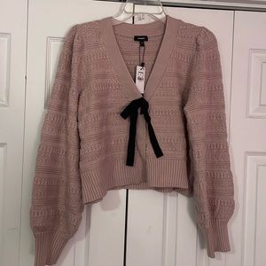 Bow sweater